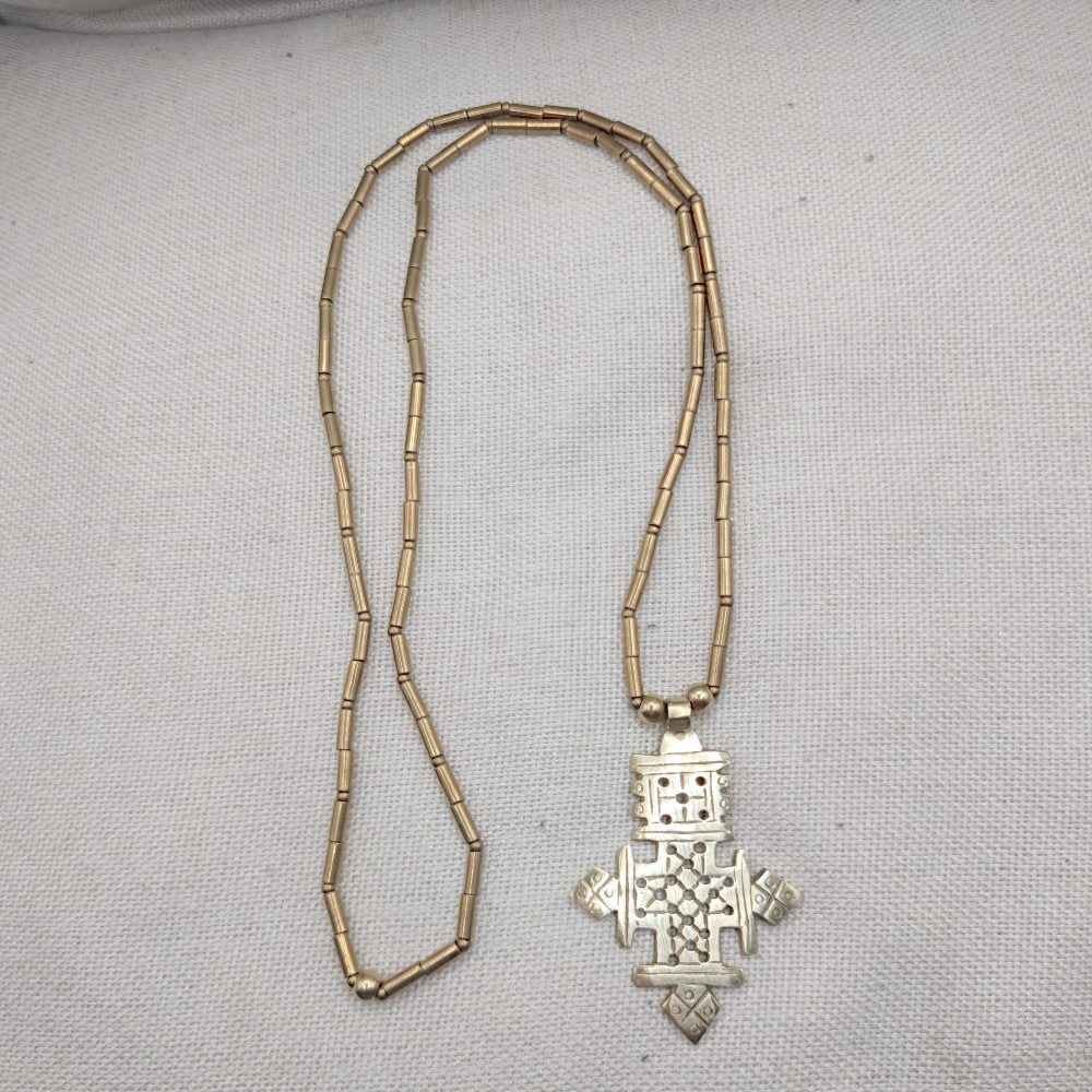 Collana etnica in ottone con ciondolo - RANIA