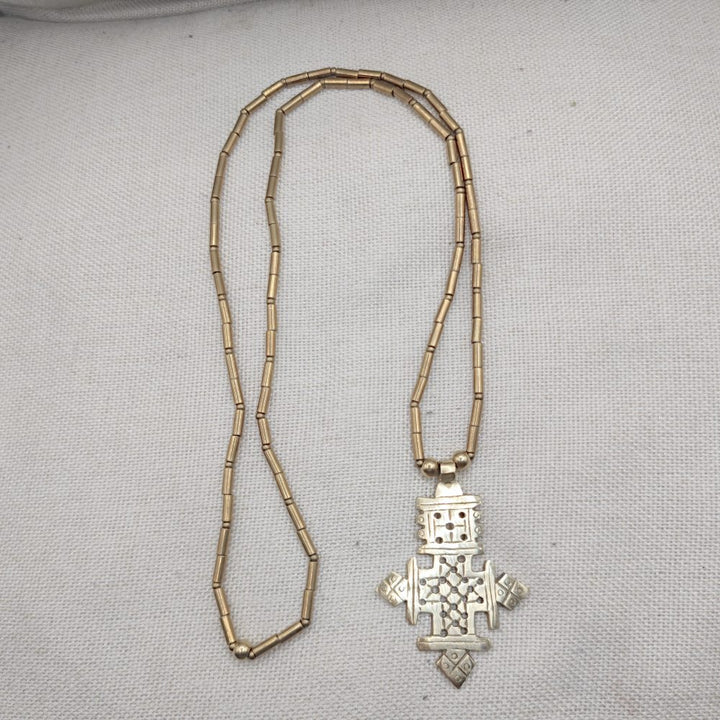 Collana etnica in ottone con ciondolo - RANIA
