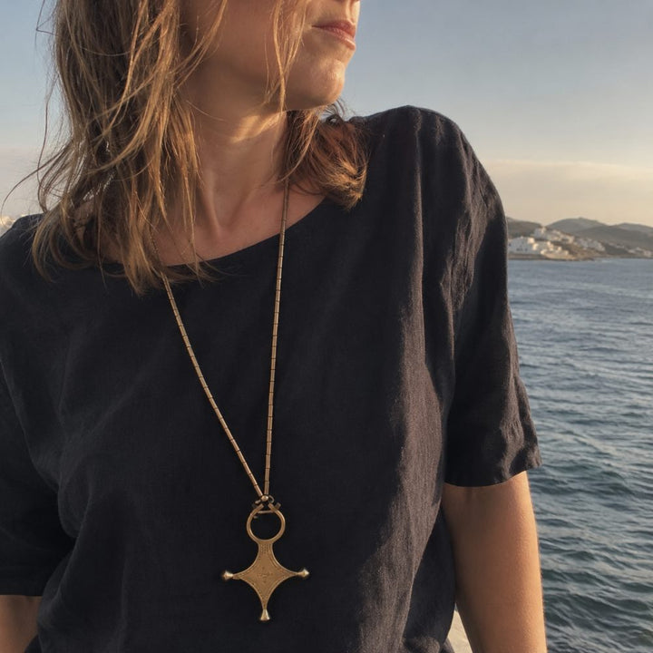 Collana etnica in ottone con ciondolo - ZAHINA