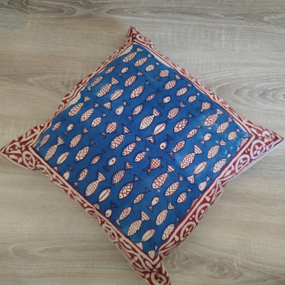 Copricuscino blu in cotone con pesci - BU