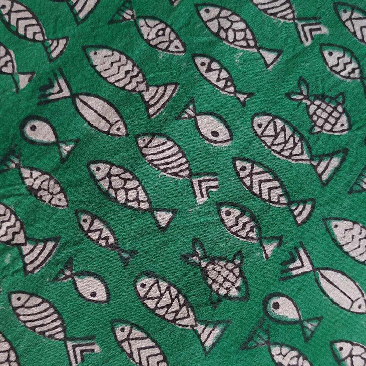Copriletto etnico verde in cotone con pesci