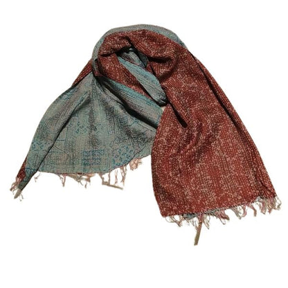 Sciarpa KANTHA con tessuti vintage misto seta ricamo a mano celeste - prugna – immagine1