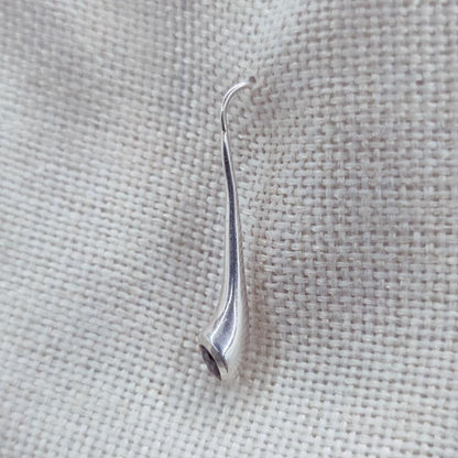 Orecchini minimal in argento 925 granato - KAVYA