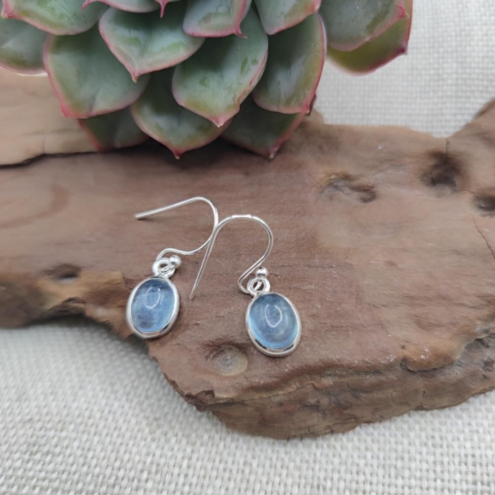 Orecchini in argento ovali con acquamarina - KIRAN