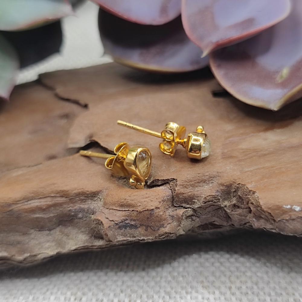 ORECCHINI in argento dorato con pietra - KAREYA