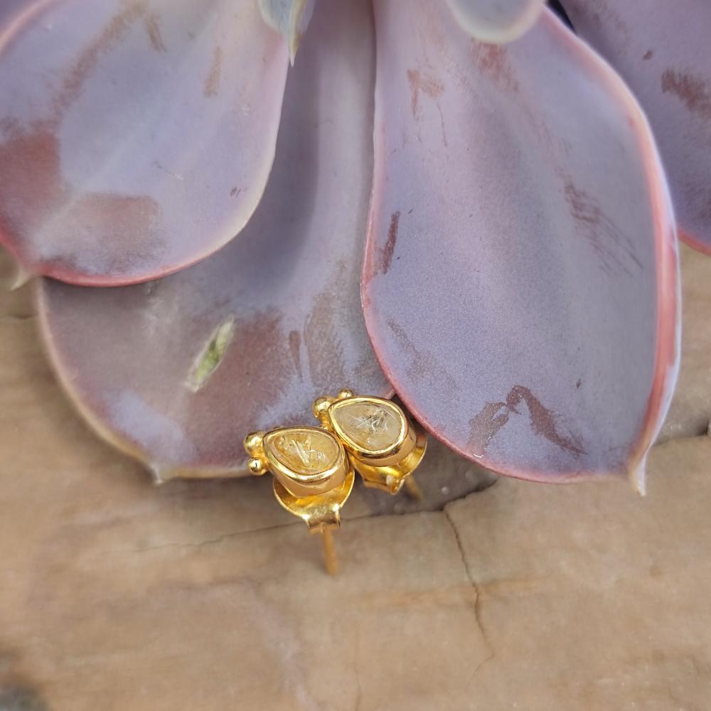 ORECCHINI in argento dorato con pietra - KAREYA