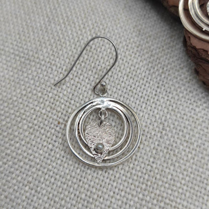 Orecchini artigianali in argento 925 con perla - GANDAKI
