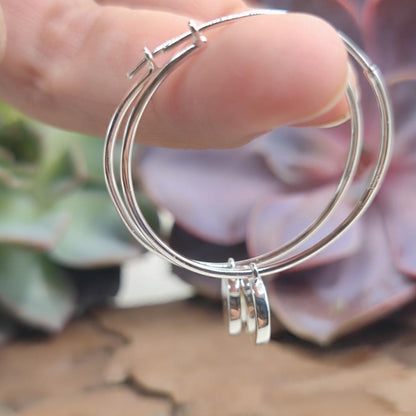 ORECCHINI cerchio in argento con pietra - JOALDEGA