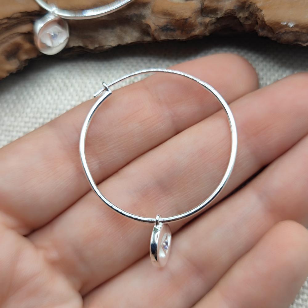 ORECCHINI cerchio in argento con pietra - JOALDEGA