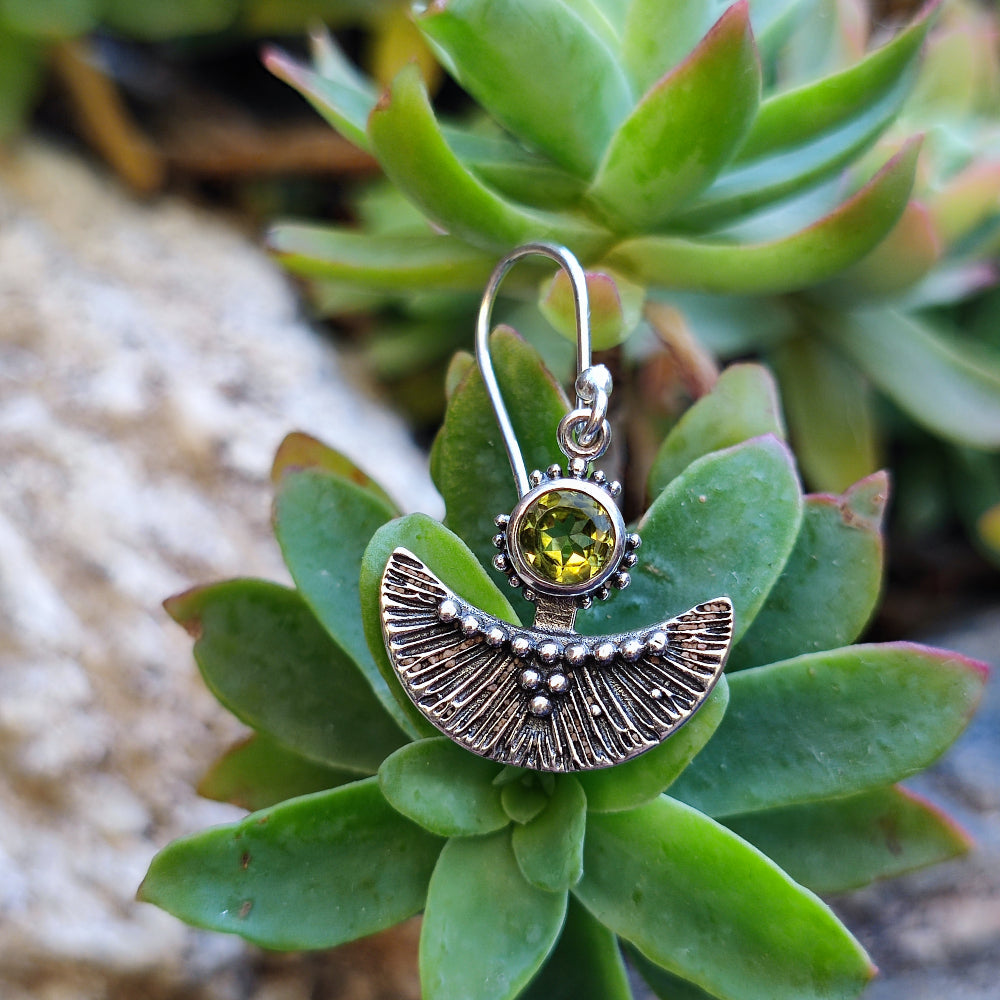 Orecchini etnici in argento 925 pietra - SWATI