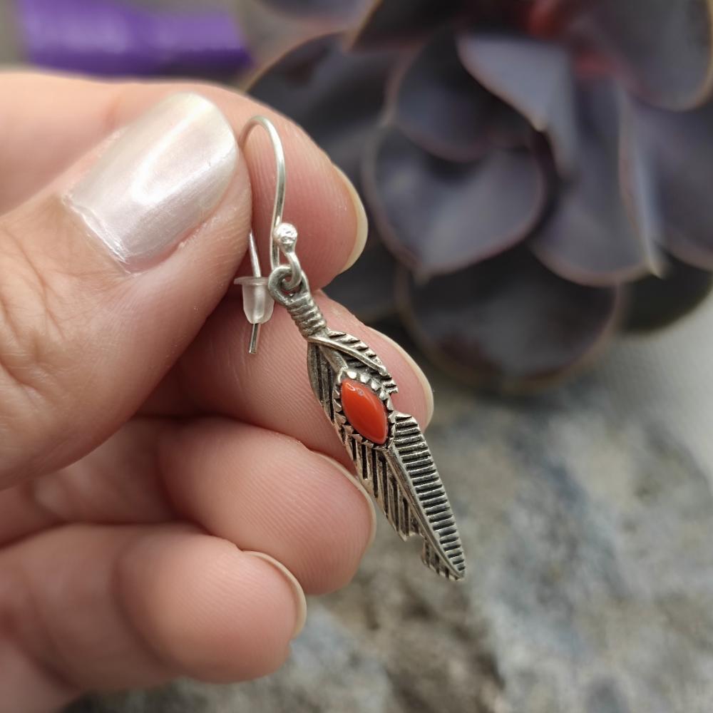 Orecchini in Argento piuma con corallo - FEZA