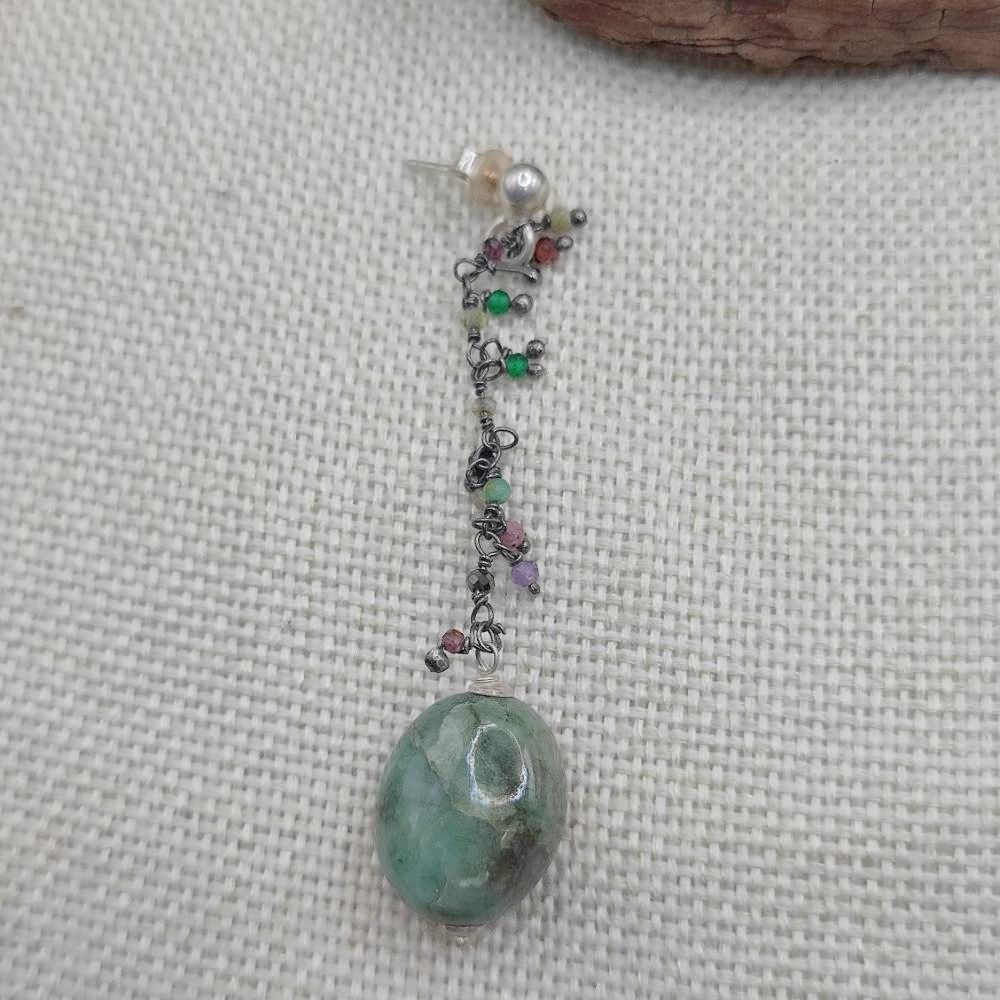 Orecchini artigianali in argento 925 con smeraldo - KARNALI