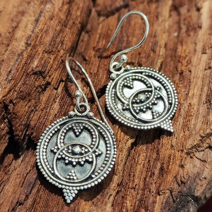 ORECCHINI etnici in argento 925 scudo tondo - GUWHATI