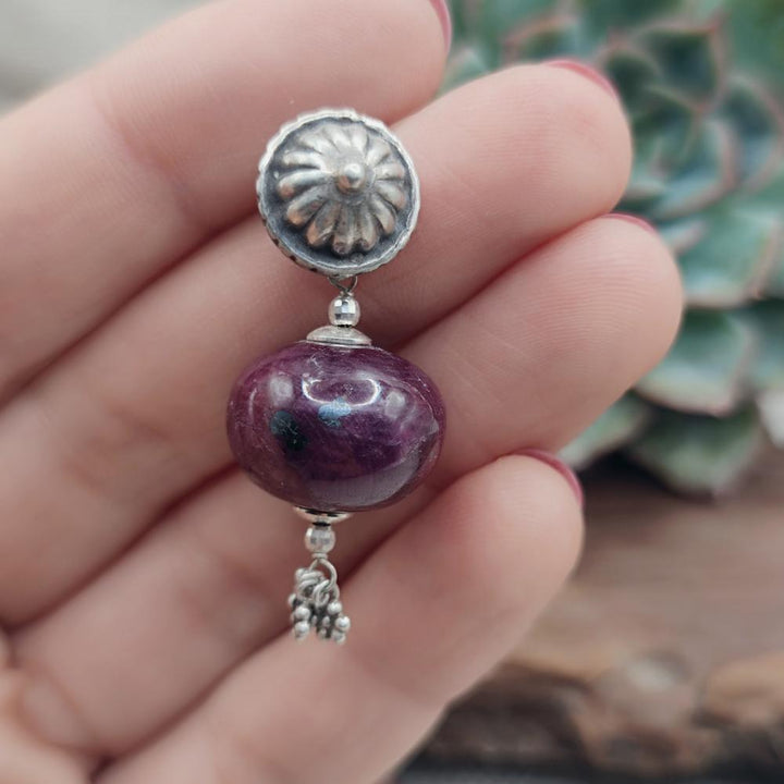 Orecchini artigianali in argento 925 radice di rubino - INDIRA