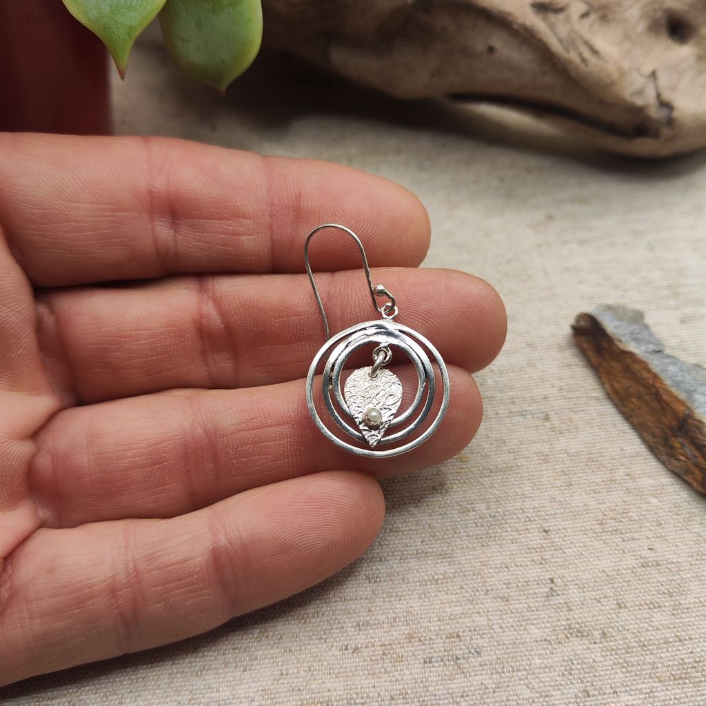 Orecchini artigianali in argento 925 con perla - GANDAKI