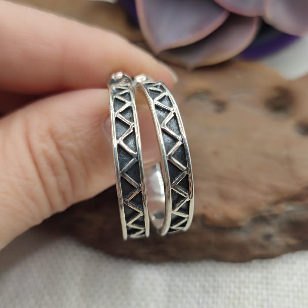 Orecchini a cerchio decorato in argento 925 - ANAYA