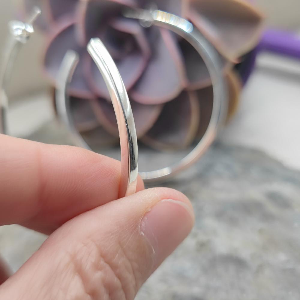 Orecchini a cerchio aperto in argento 925 - MEJI