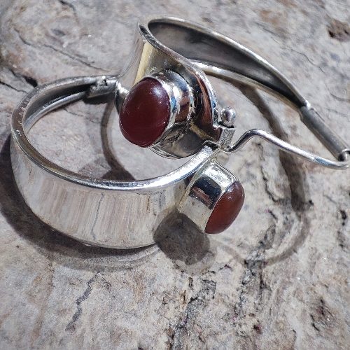 Orecchini argento 925 artigianali con pietra - MANDALAVADI – corniola