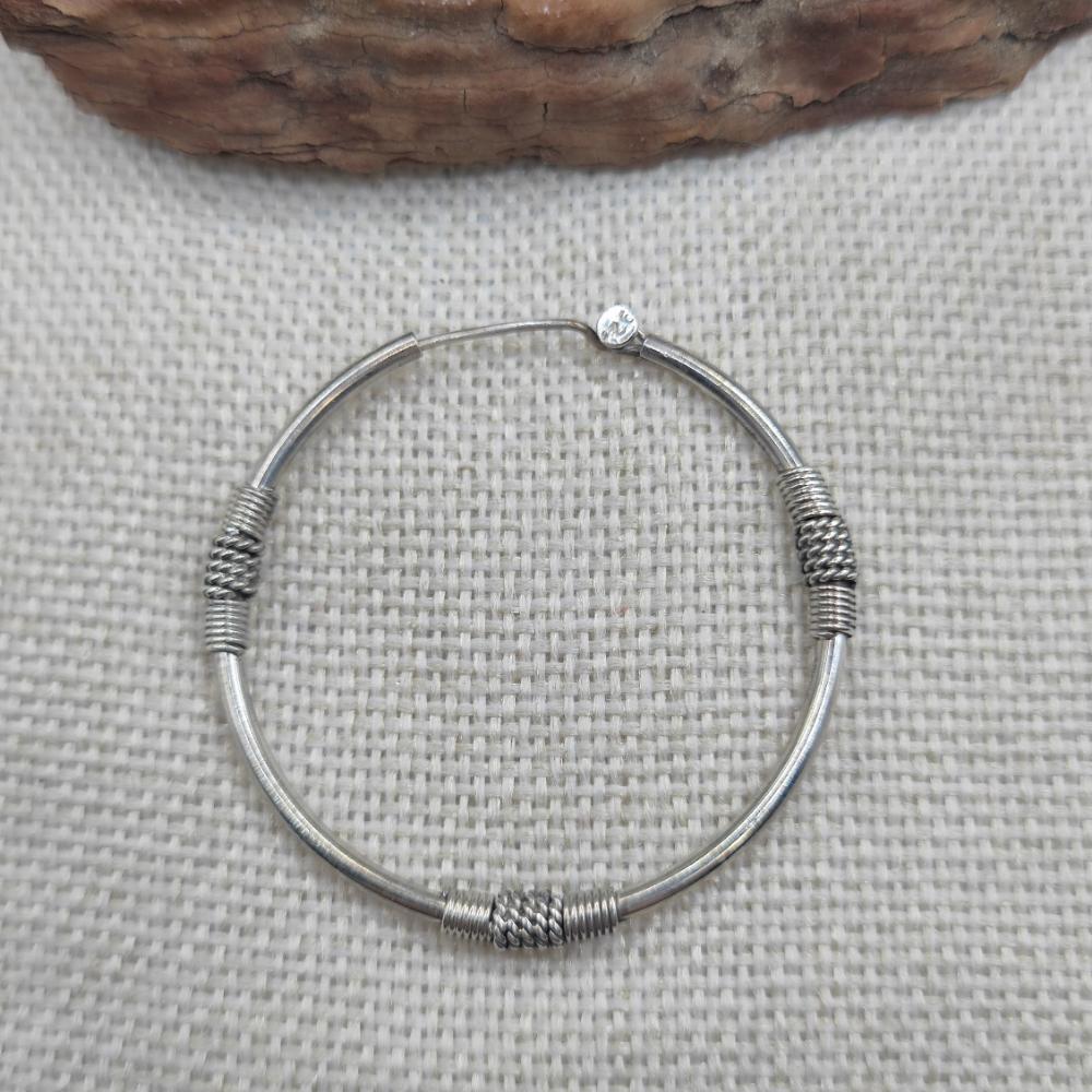 Orecchini a cerchio decorato in argento 925 - GOMTI