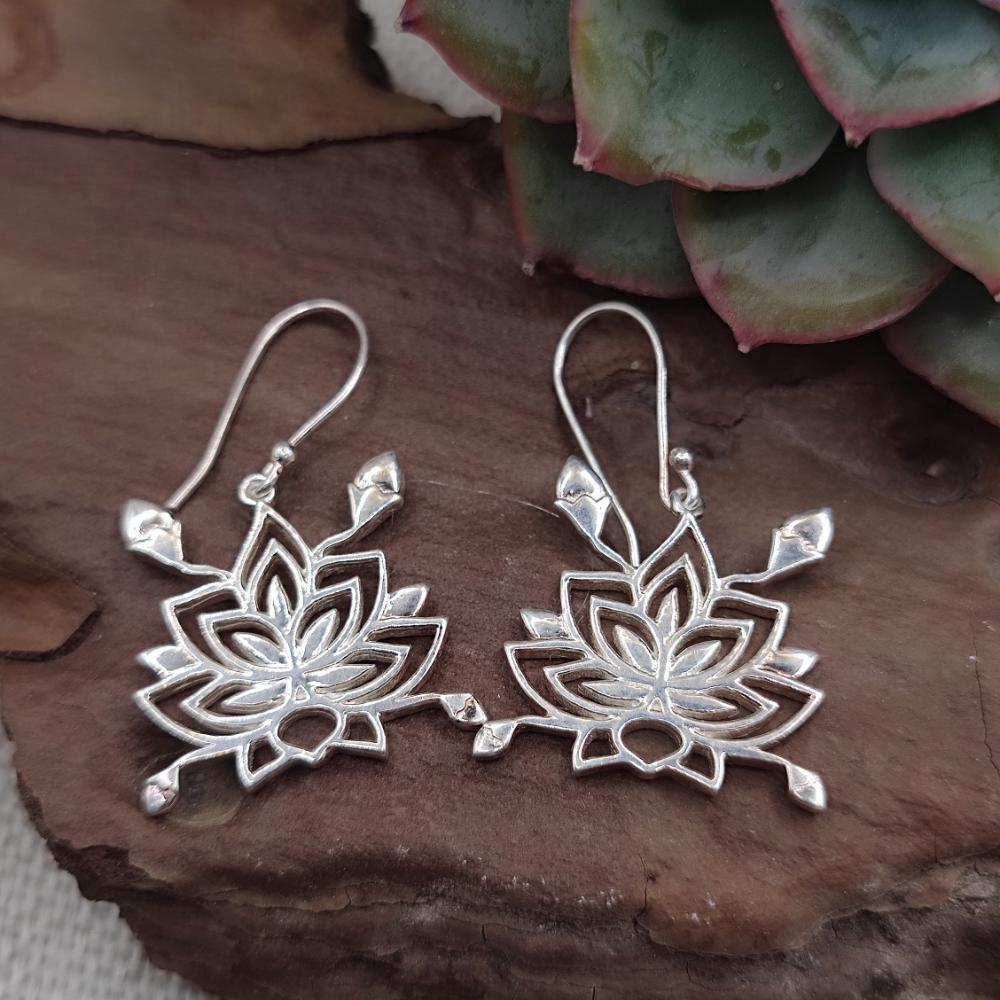 Orecchini in argento 925 con fiore di loto - CHAMBAL