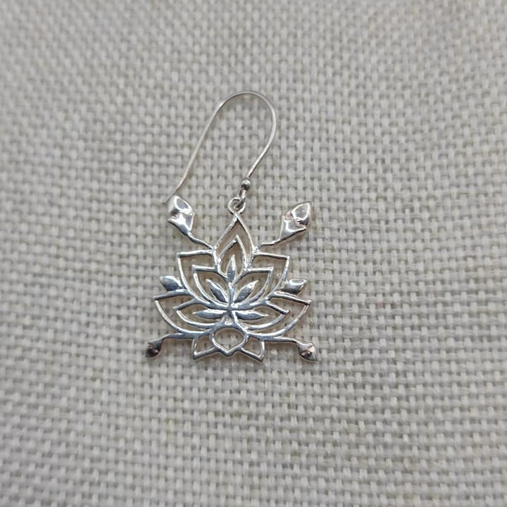 Orecchini in argento 925 con fiore di loto - CHAMBAL