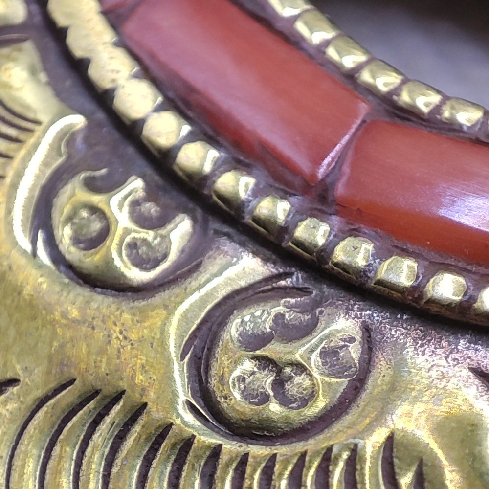 ORECCHINI tibetani in ottone con malachite - URAVAKONDA