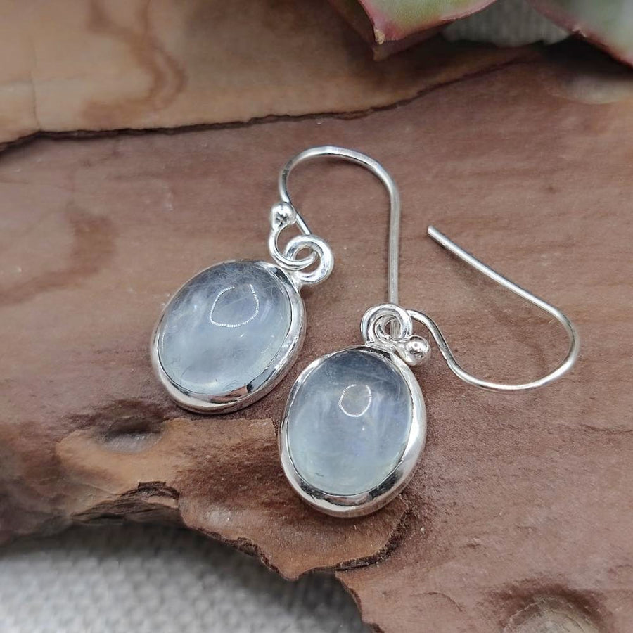 Design elegante classico 925 in argento sterling arcobaleno pietra di luna orecc