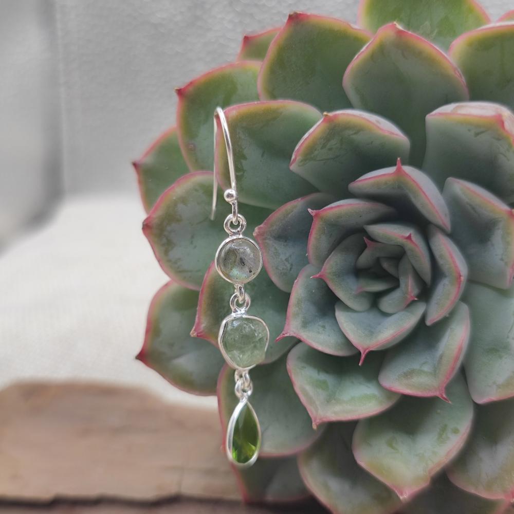 Orecchini pendenti argento 925 con peridoto - TARA