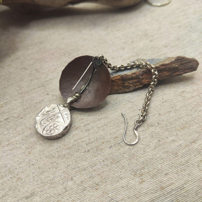 Orecchini artigianali in argento 925 e rame - AARHOI – immagine 6