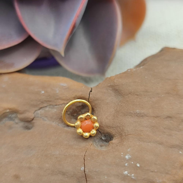 Orecchino da naso in ottone dorato con turchese - REVATI