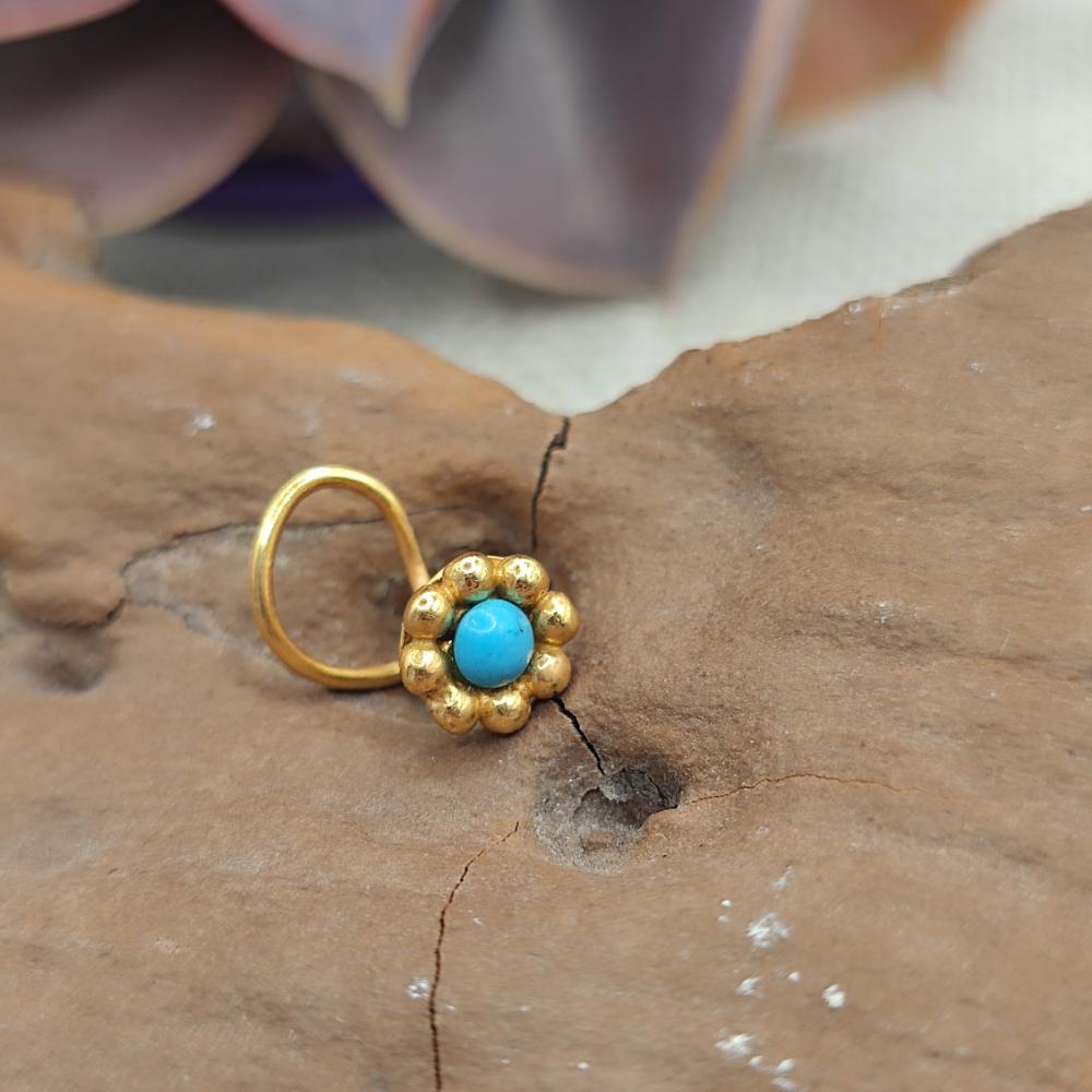 Orecchino da naso in ottone dorato con turchese - REVATI