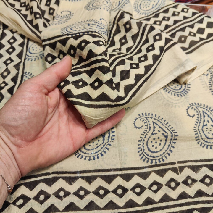 Pareo - Sarong etnico in 100% cotone artigianale PEACOCK – dettaglio del bordo
