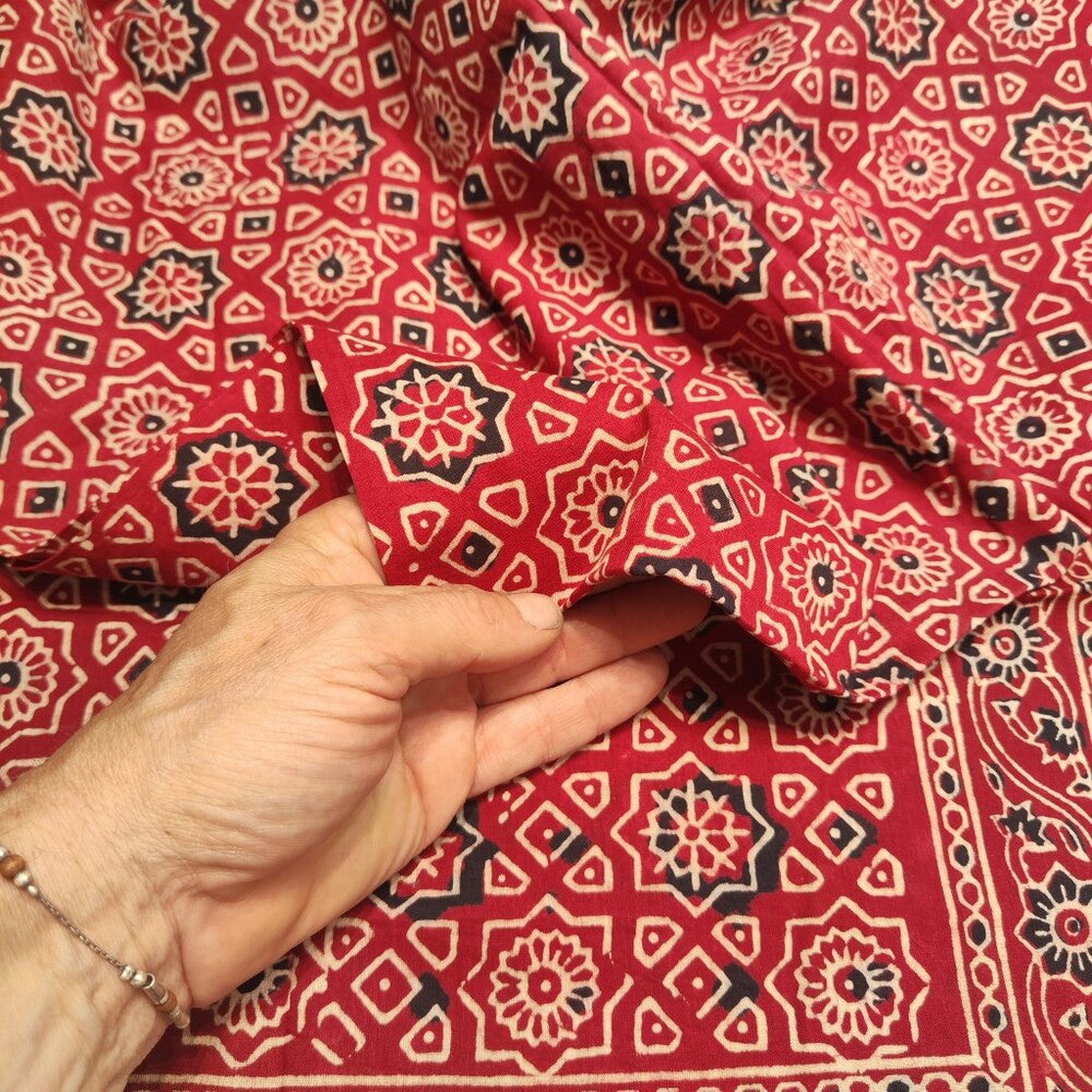 Pareo - Sciarpa artigianale in cotone con fantasie tribali  KAL – dettaglio