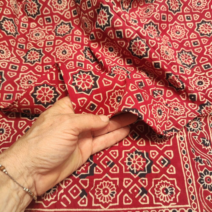 Pareo - Sciarpa artigianale in cotone con fantasie tribali - KAL