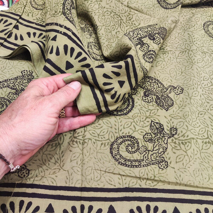 Pareo - Handmade cotton scarf with tribal patterns - GEKO