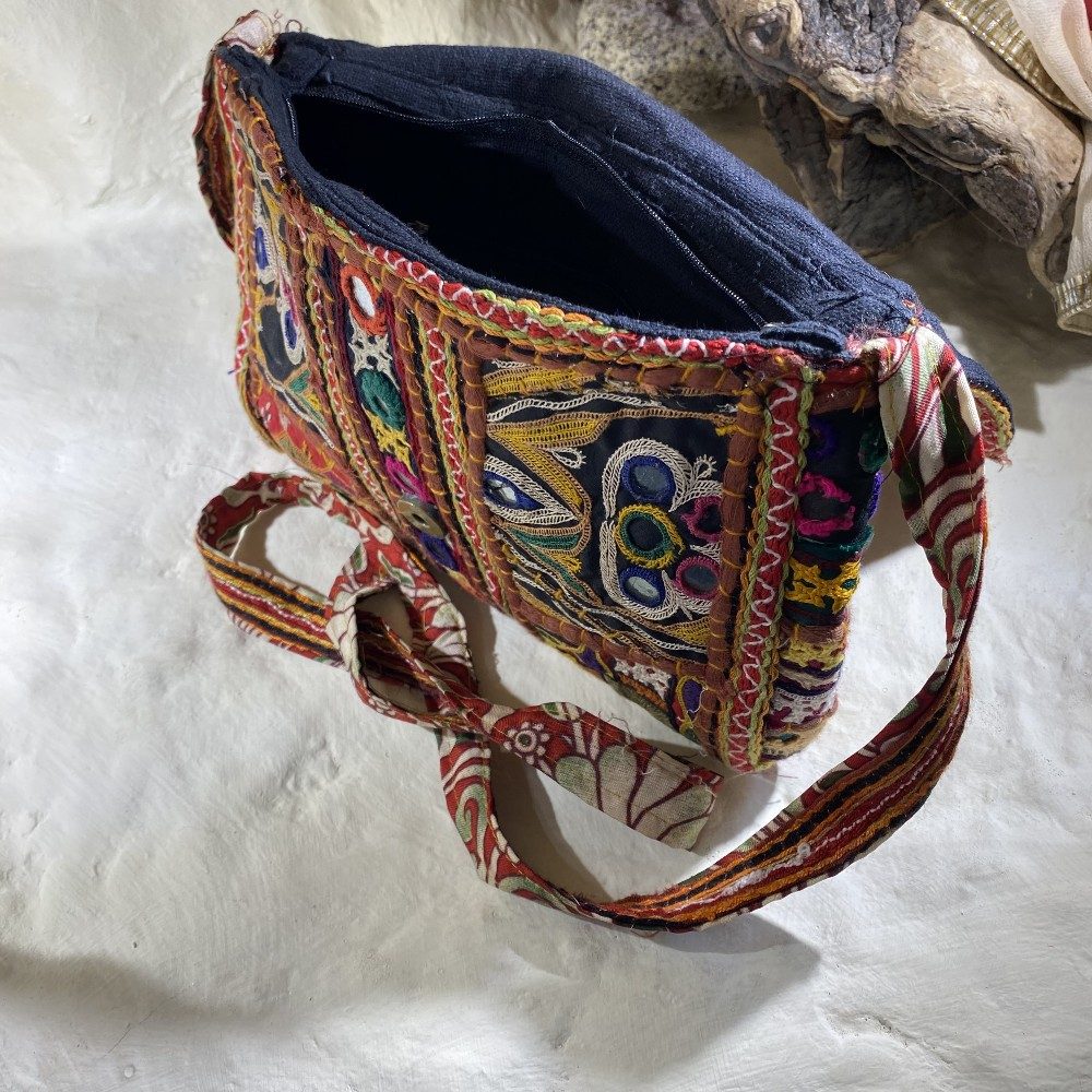 RABARI pochette / tracolla con monete VINTAGE - TANUTA – immagine3