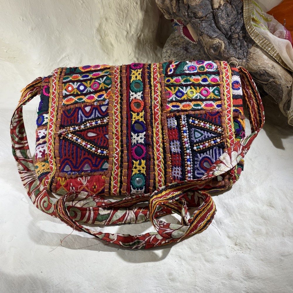 RABARI pochette / tracolla con monete VINTAGE - TANUTA – immagine2