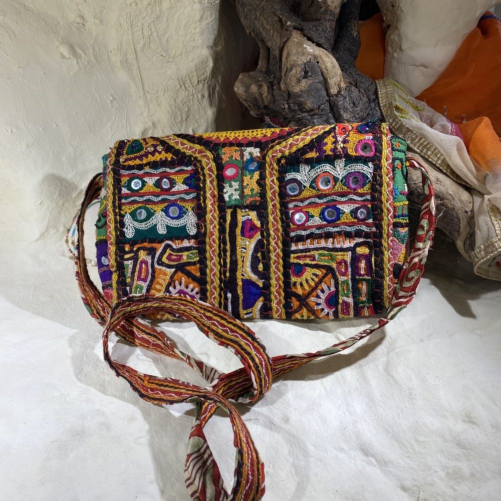 RABARI pochette / tracolla con monete VINTAGE - TINA - multicolor