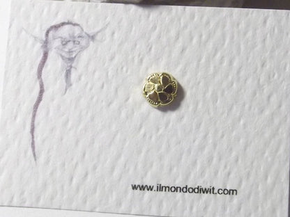 Orecchino da naso in oro 18 fiore 5 mm - ALLUR – immagine2