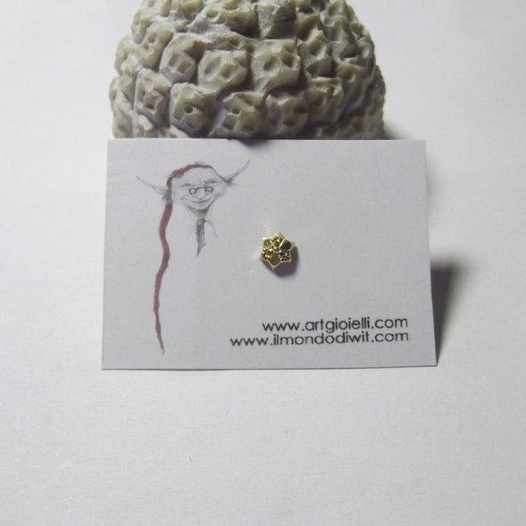 Orecchino da naso in oro 18  fiore 5mm 627