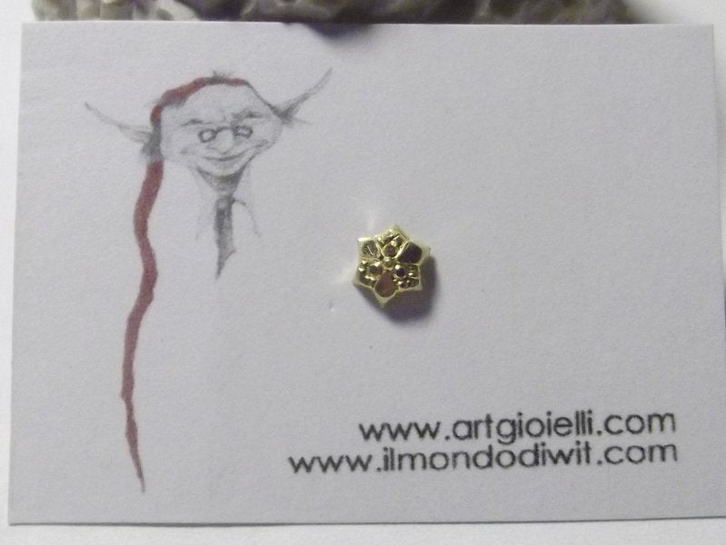 Orecchino da naso in oro 18 fiore 5 mm - WARANGAL – immagine2