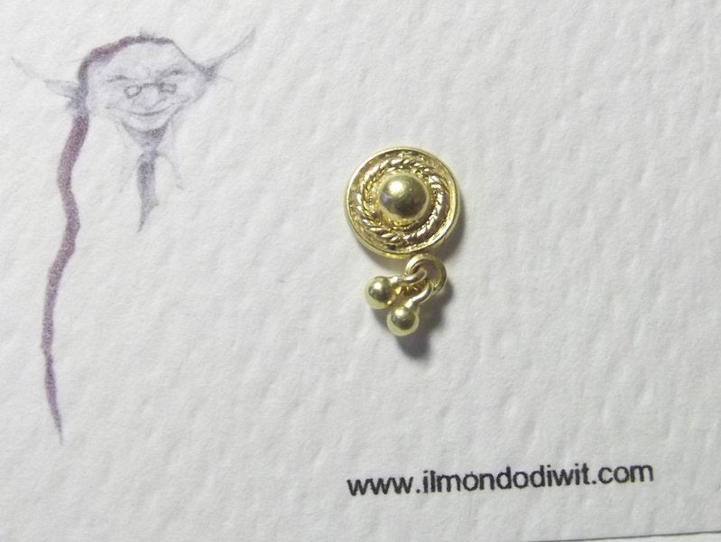Orecchino da naso in oro 18 carati fiore 5 mm - ARAKU – immagine2