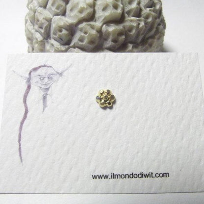 Orecchino da naso in oro 18  fiore 5mm 649