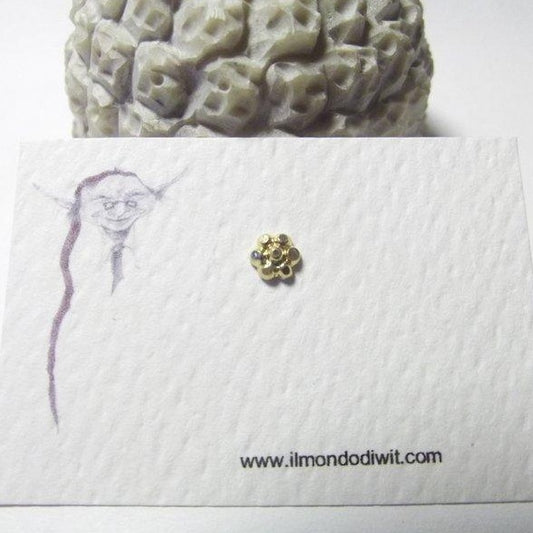 Orecchino da naso in oro 18  fiore 5mm 649