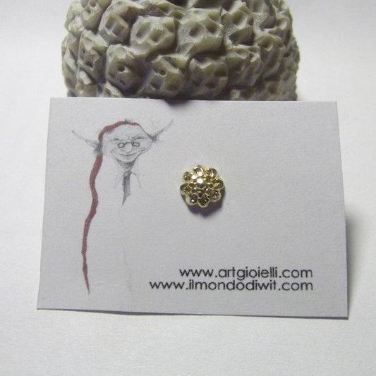 Orecchino da naso in oro 18  fiore 5mm 653