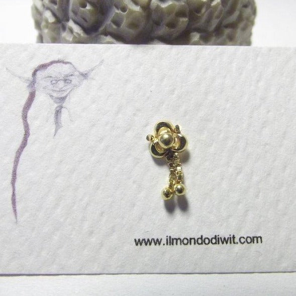 Orecchino da naso in oro 18  fiore 5mm 655