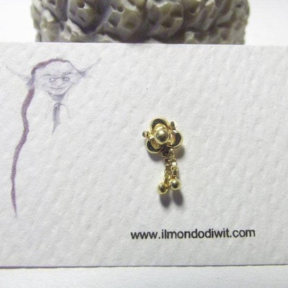 Orecchino da naso in oro 18  fiore 5mm 655