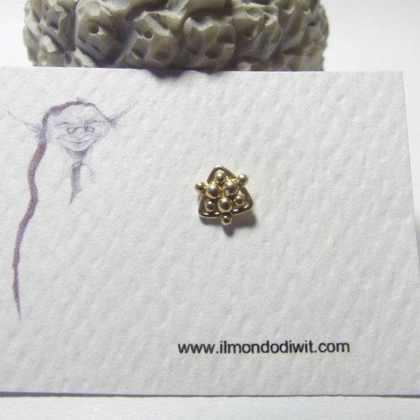 Orecchino da naso in oro 18  fiore 5mm 656