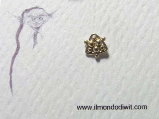 Orecchino da naso in oro 18 triangolo 5 mm - PADMAPUR – immagine2