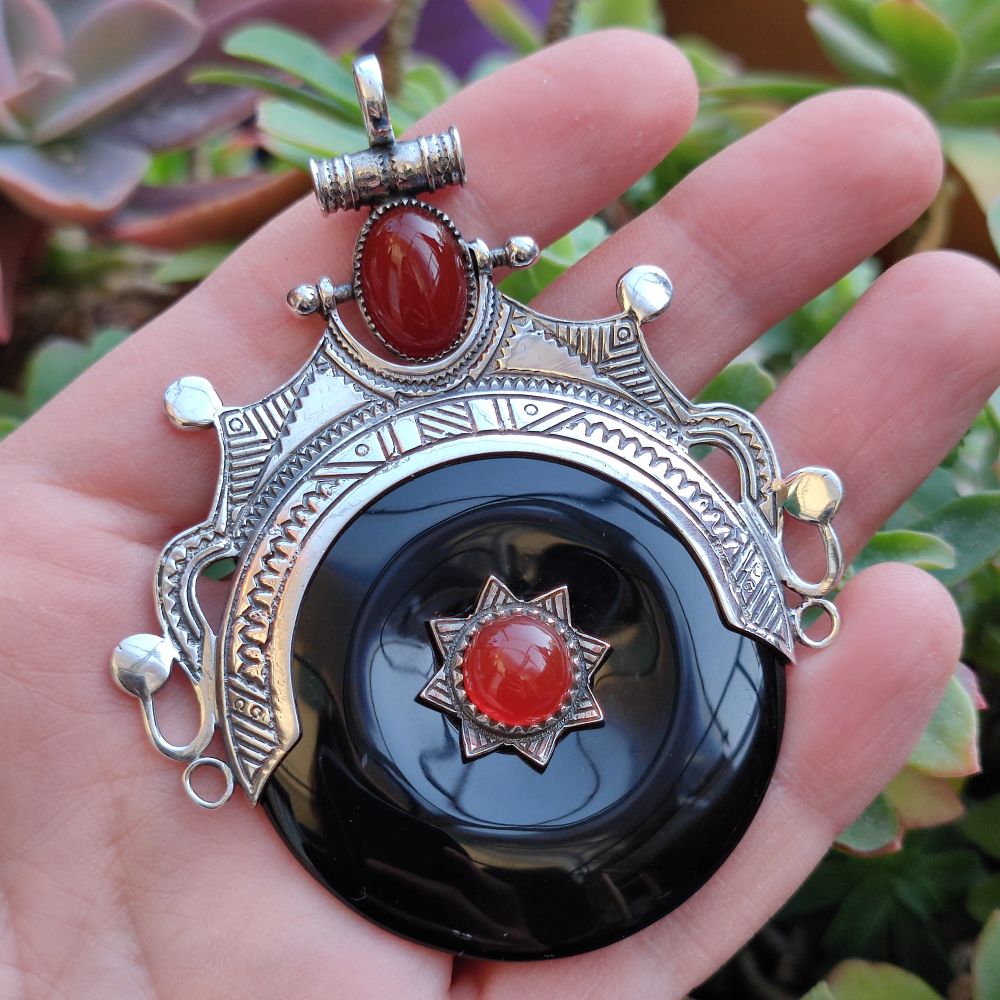 Ciondolo ABDALLA con pietra ONICE NERO in argento 925 Ciondolo artigianale tuareg